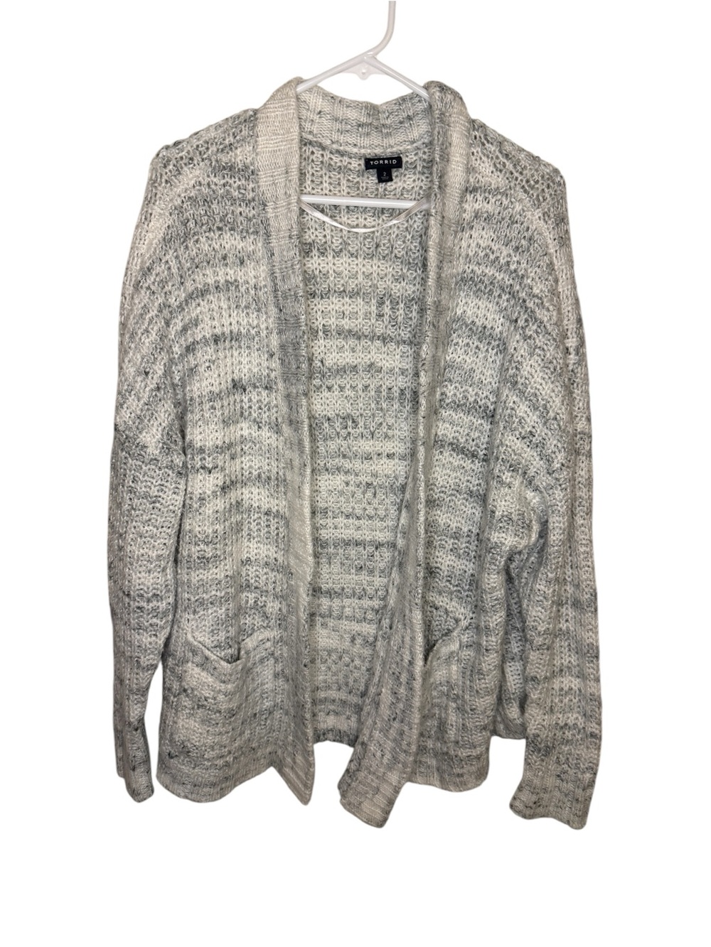 Torrid Gray White Chunky Knit Open Front Cardigan Sweater Size 2 2X Plus Size